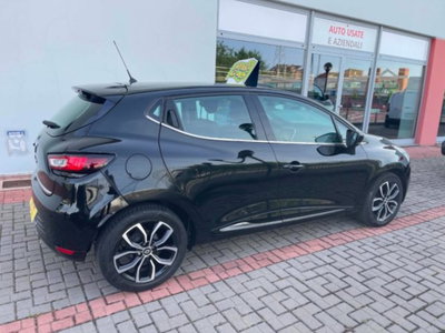 Renault Clio TCe 12V 90 CV GPL 5 porte Moschino Zen (3)