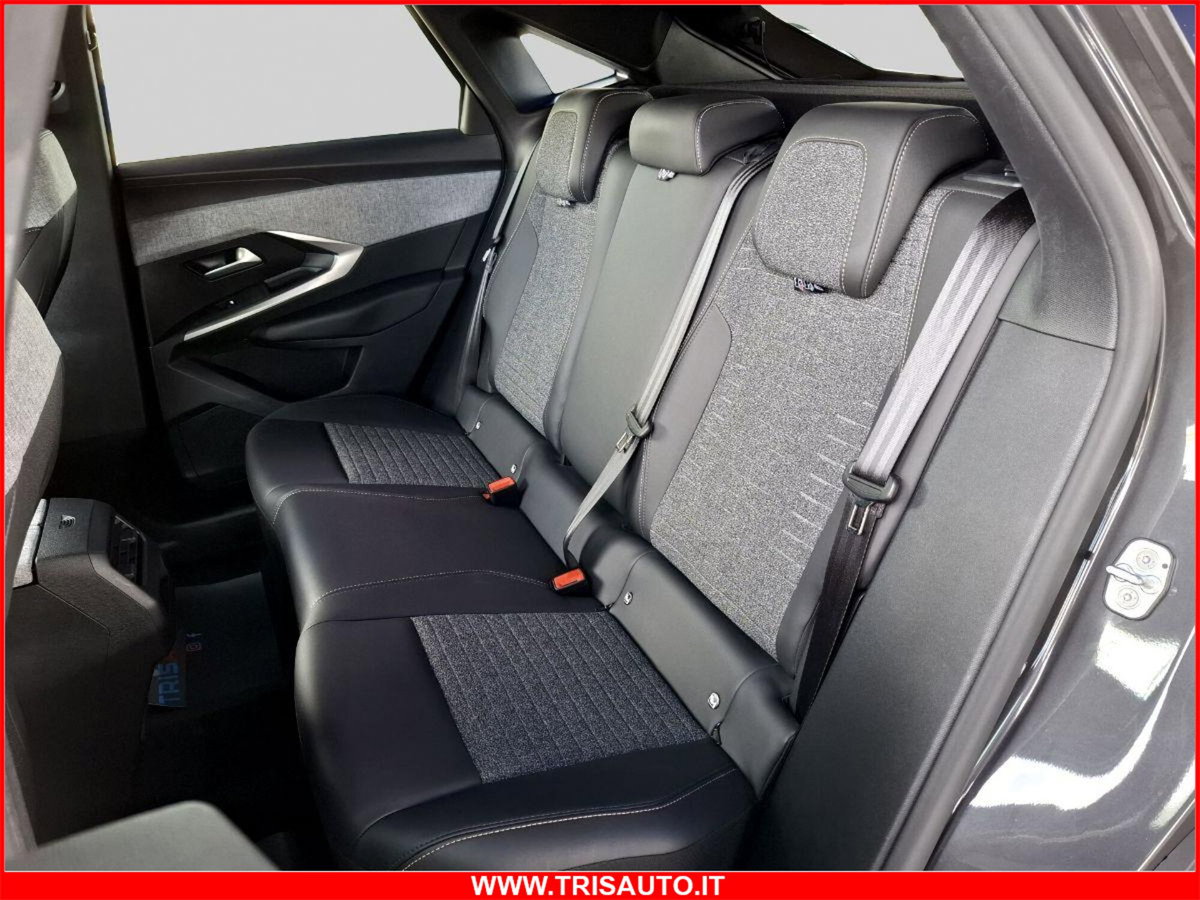 Peugeot 3008 1.2 hybrid Allure Business 145cv e-dcs6 (11)