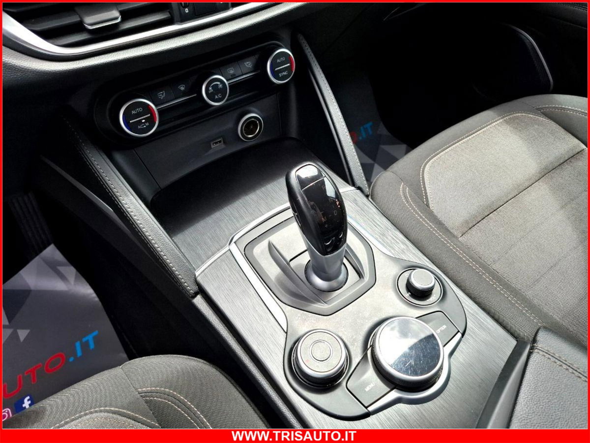 Alfa Romeo Stelvio Stelvio 2.2 Turbodiesel 190 CV AT8 Q4 Super Business (19)