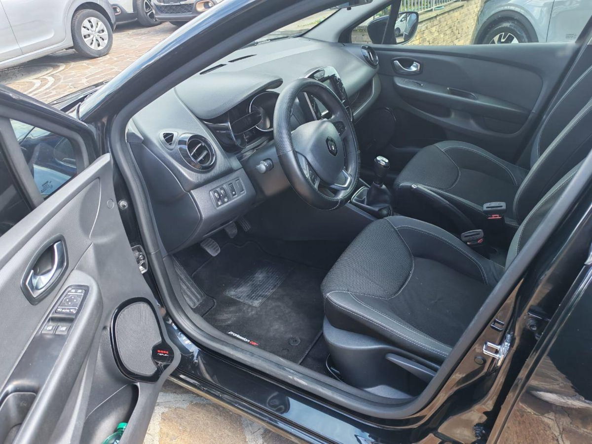 Renault Clio SporTour 1.5 dCi 75CV SporTour Confort (7)