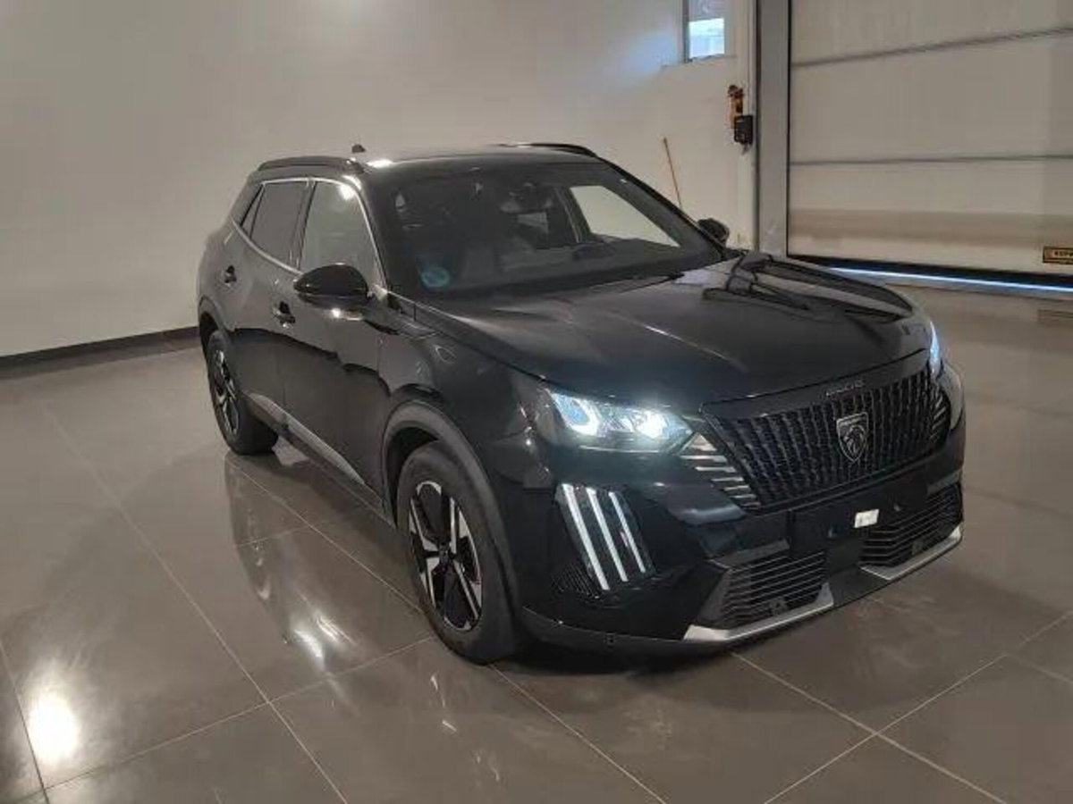 Peugeot 2008 PureTech 100 S&S Allure (3)
