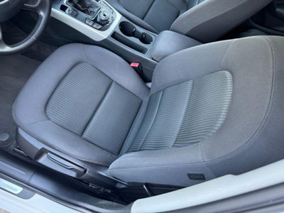 Audi A4 Avant 2.0 TDI 120 CV Advanced (9)