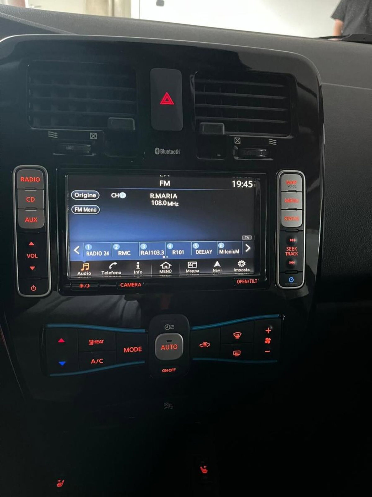 Nissan Leaf Acenta 30KWh (3)