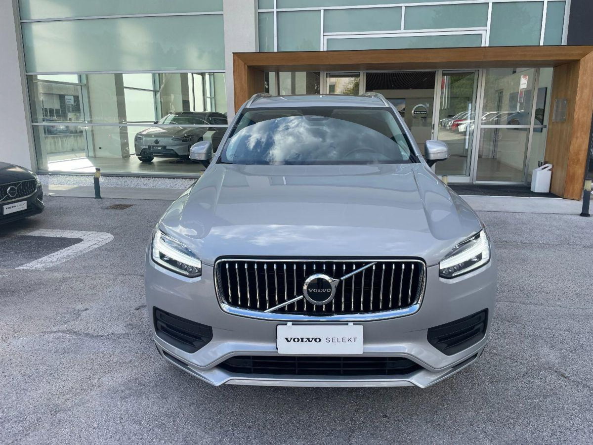 Volvo XC90 B5 AWD automatico 7 posti Core (2)