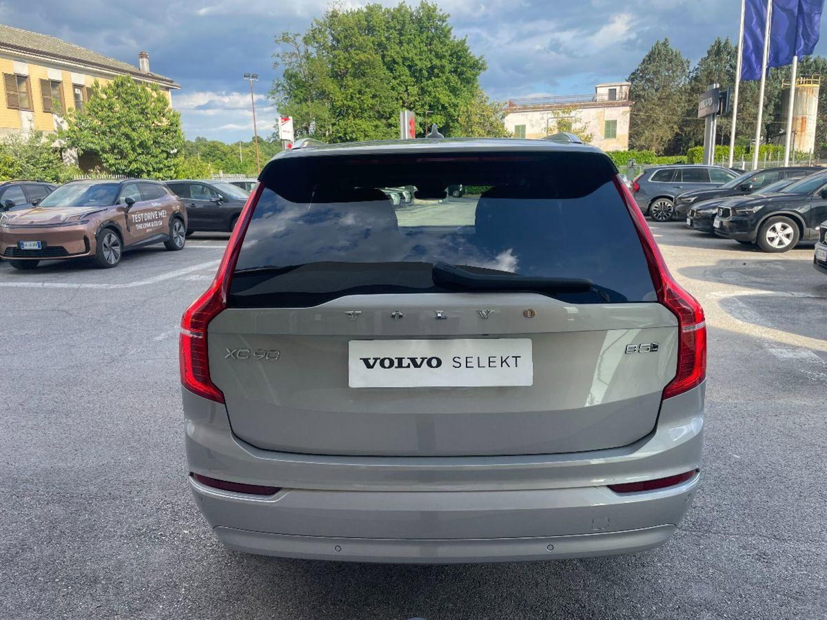 Volvo XC90 B5 AWD automatico 7 posti Core (4)