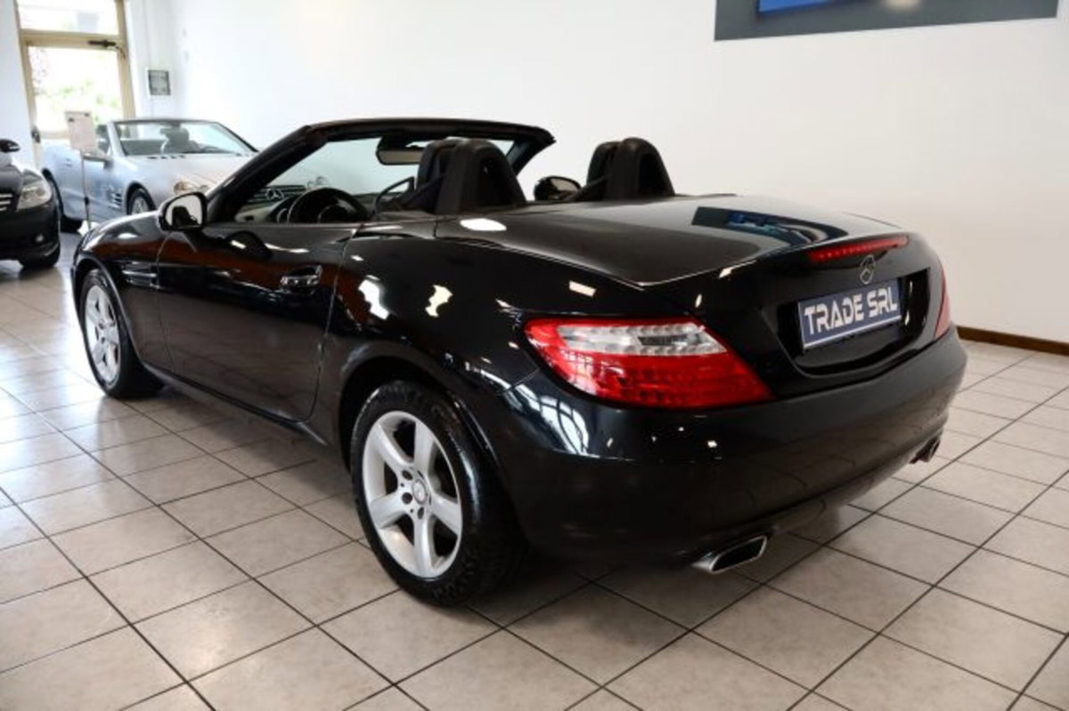 Mercedes-Benz SLK 200 CGI Edition1 (11)