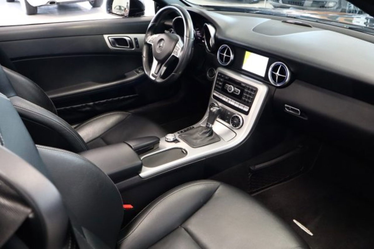 Mercedes-Benz SLK 200 CGI Edition1 (13)