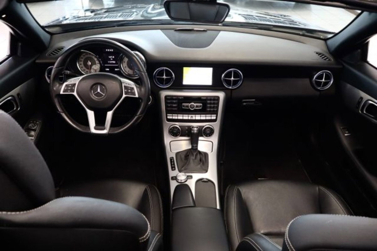 Mercedes-Benz SLK 200 CGI Edition1 (15)
