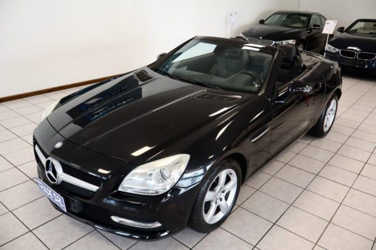 Mercedes-Benz SLK 200 CGI Edition1 (4)