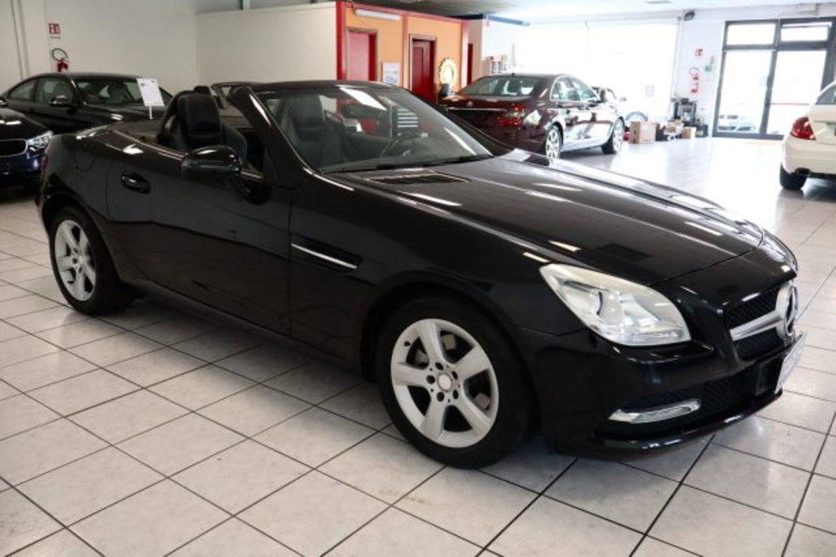 Mercedes-Benz SLK 200 CGI Edition1 (8)