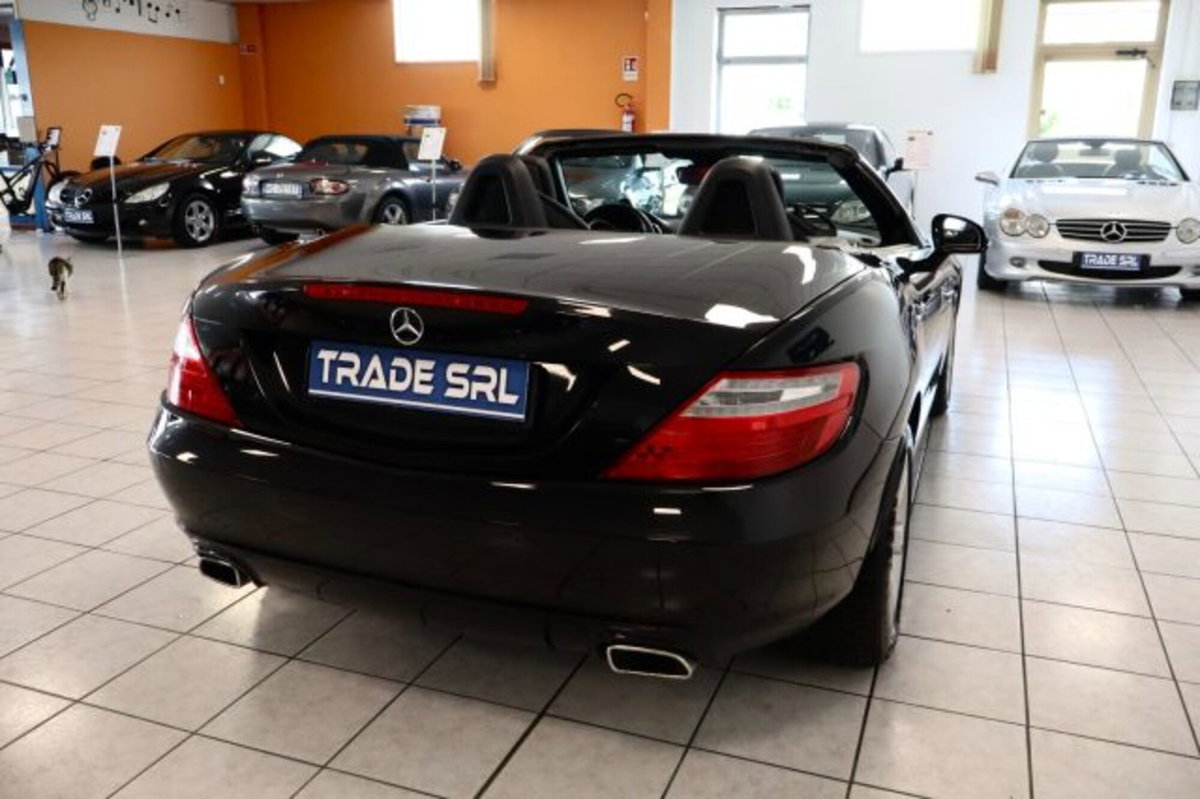 Mercedes-Benz SLK 200 CGI Edition1 (10)