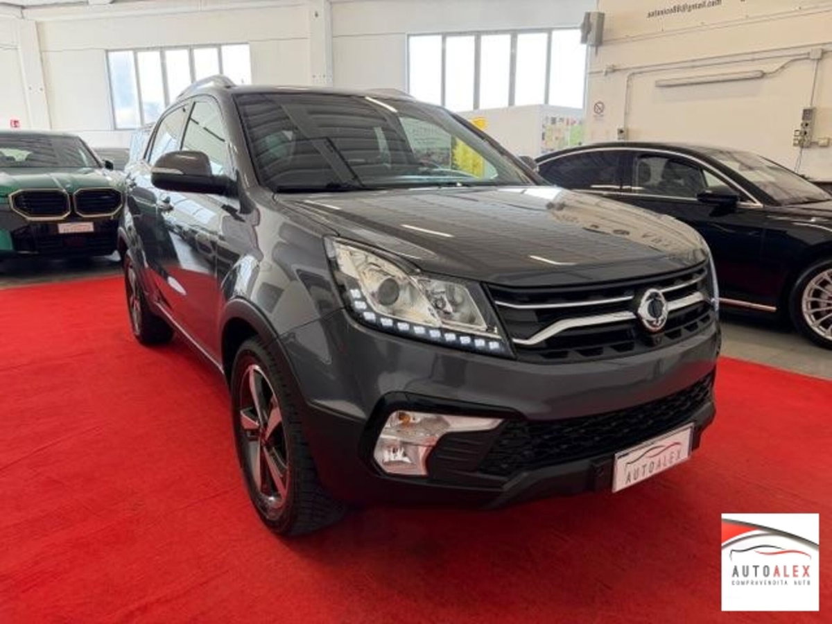 Ssangyong Korando 2.2 Diesel 2WD MT Limited (3)