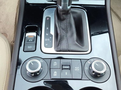 Volkswagen Touareg 3.0 TDI 245 CV tip. BMT Terrain Tech Executive (15)