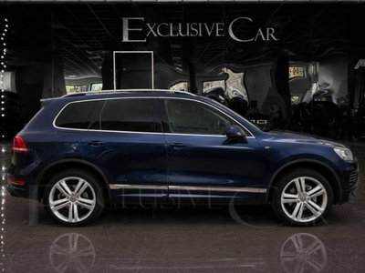 Volkswagen Touareg 3.0 TDI 245 CV tip. BMT Terrain Tech Executive (2)