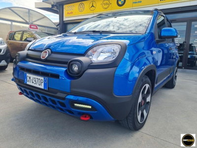 Fiat Panda 1.0 FireFly S&S Hybrid City Cross (2)