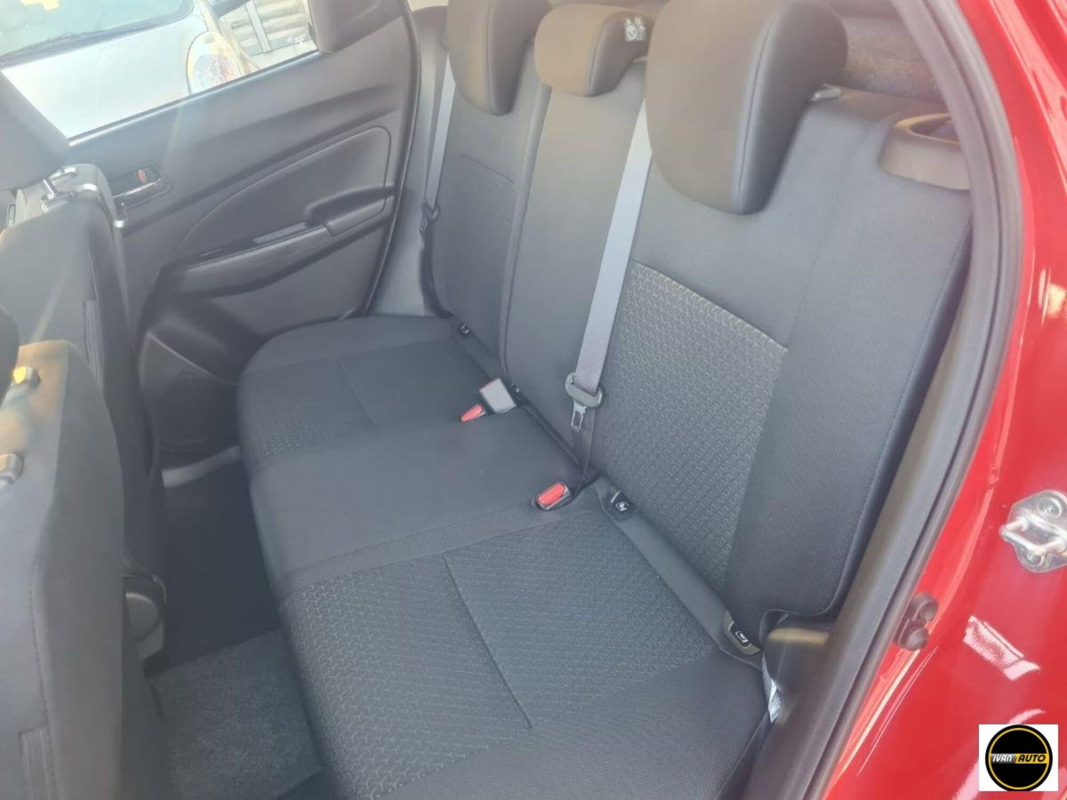 Suzuki Swift 1.2 Hybrid Easy Top (16)
