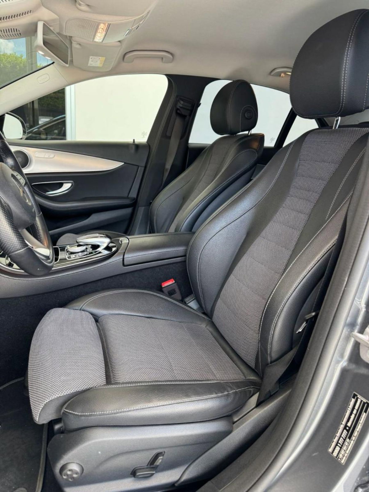 Mercedes-Benz Classe E Coupé 220 d 4Matic Premium (10)