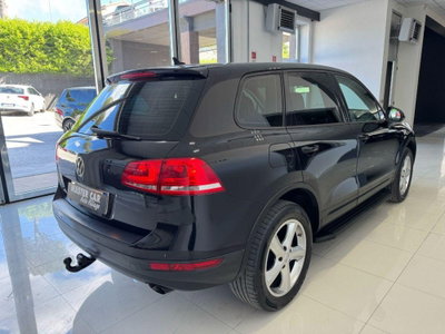 Volkswagen Touareg 3.0 TDI 245 CV tip. BMT Terrain Tech Executive (4)