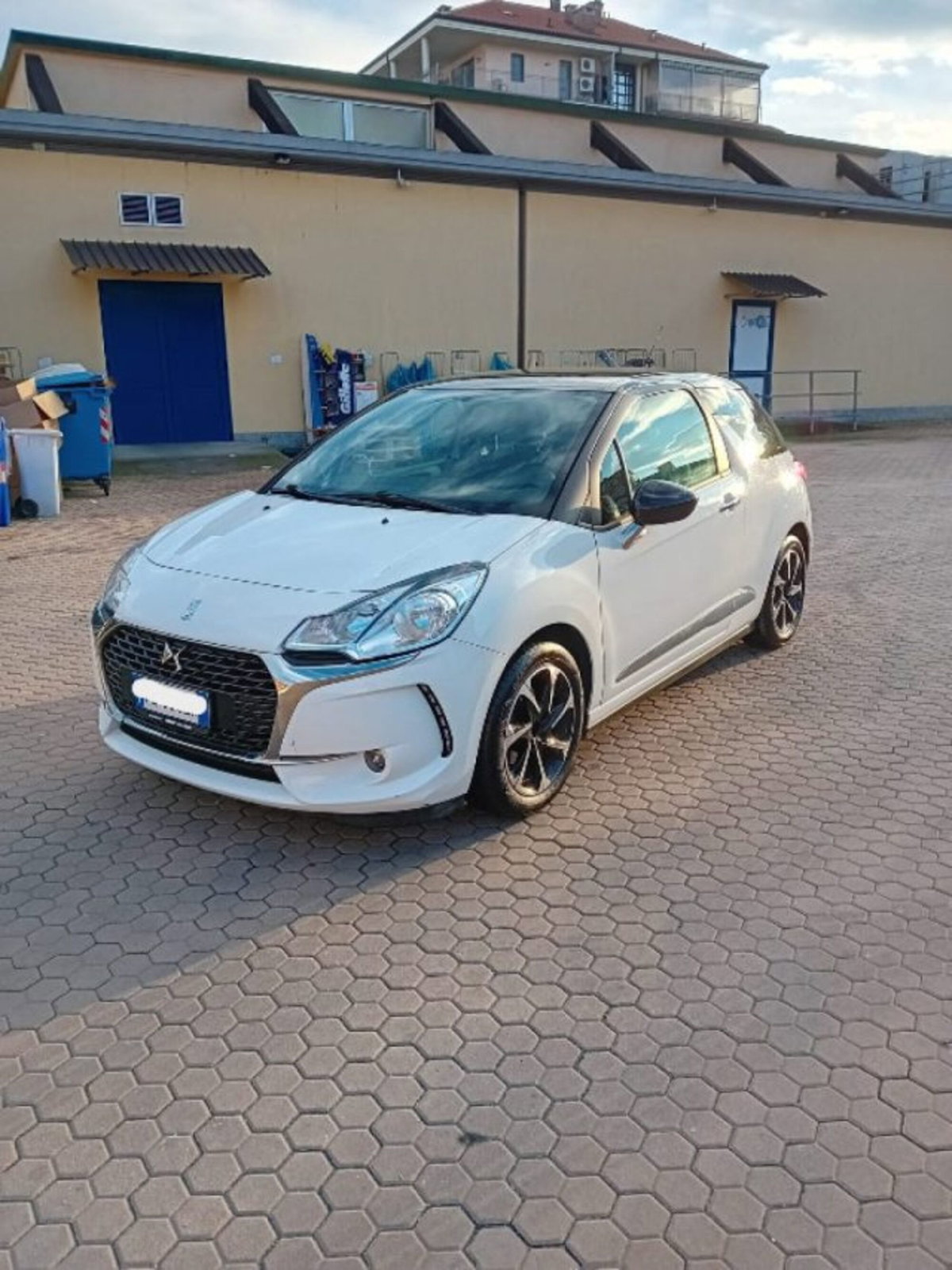 Ds DS 3 Coupé DS 3 BlueHDi 100 S&S So Chic (2)