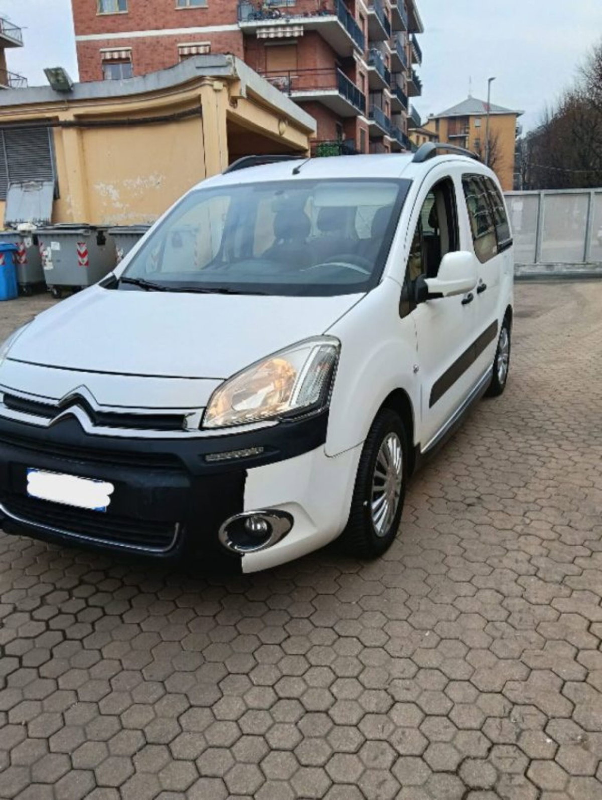 Citroen Berlingo 1.6 HDi 90CV FAP Multispace (12)