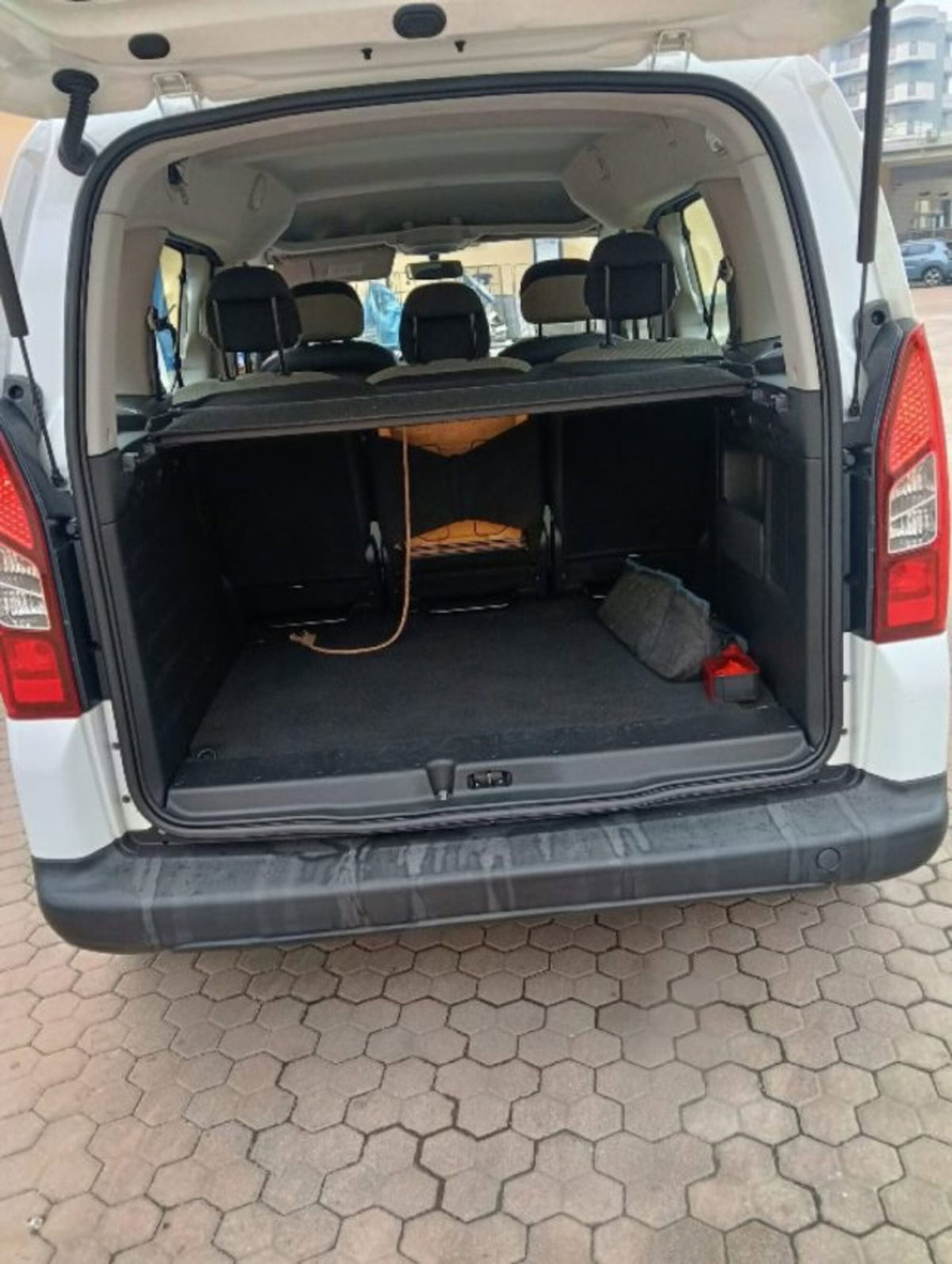 Citroen Berlingo 1.6 HDi 90CV FAP Multispace (4)
