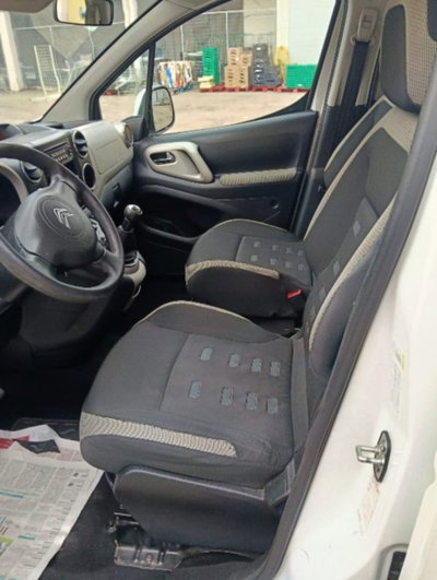 Citroen Berlingo 1.6 HDi 90CV FAP Multispace (5)