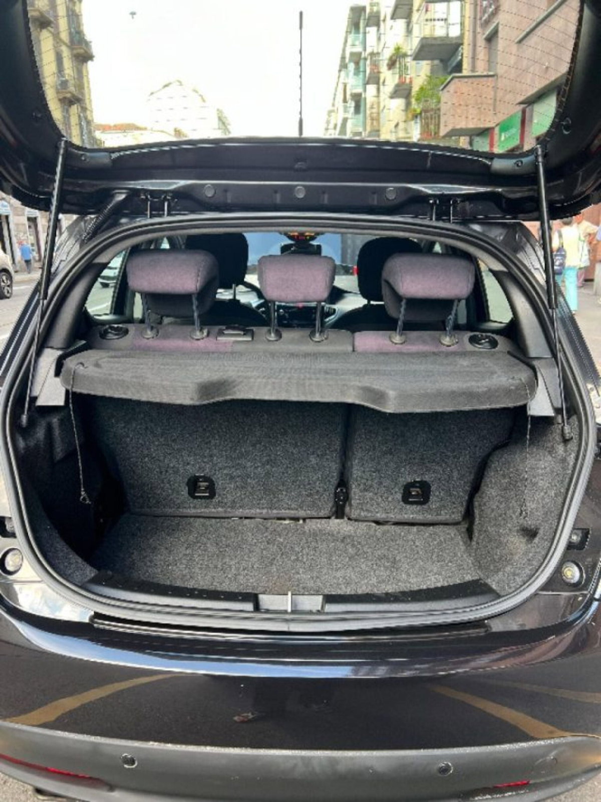 Lancia Ypsilon 1.2 69 CV 5 porte Platinum (14)