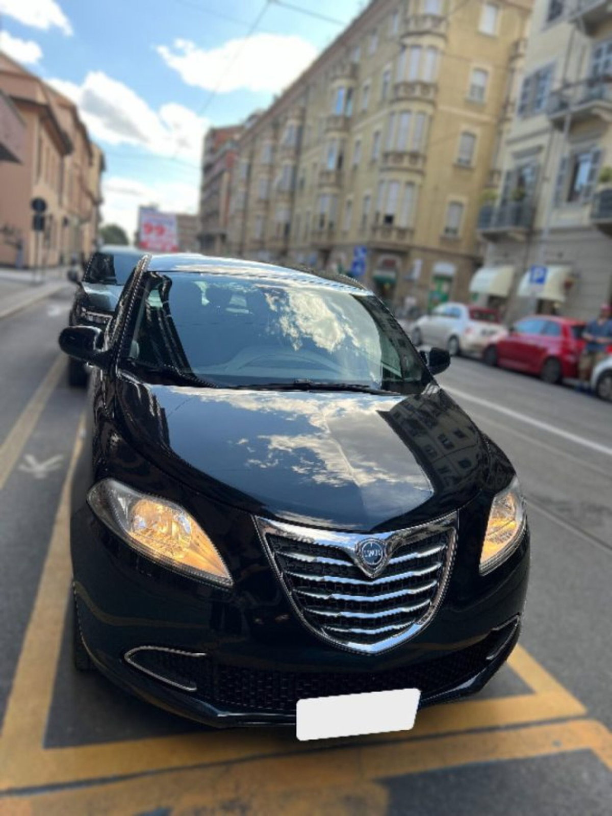 Lancia Ypsilon 1.2 69 CV 5 porte Platinum (15)