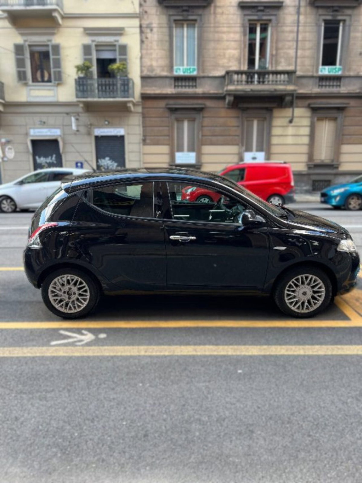 Lancia Ypsilon 1.2 69 CV 5 porte Platinum (2)