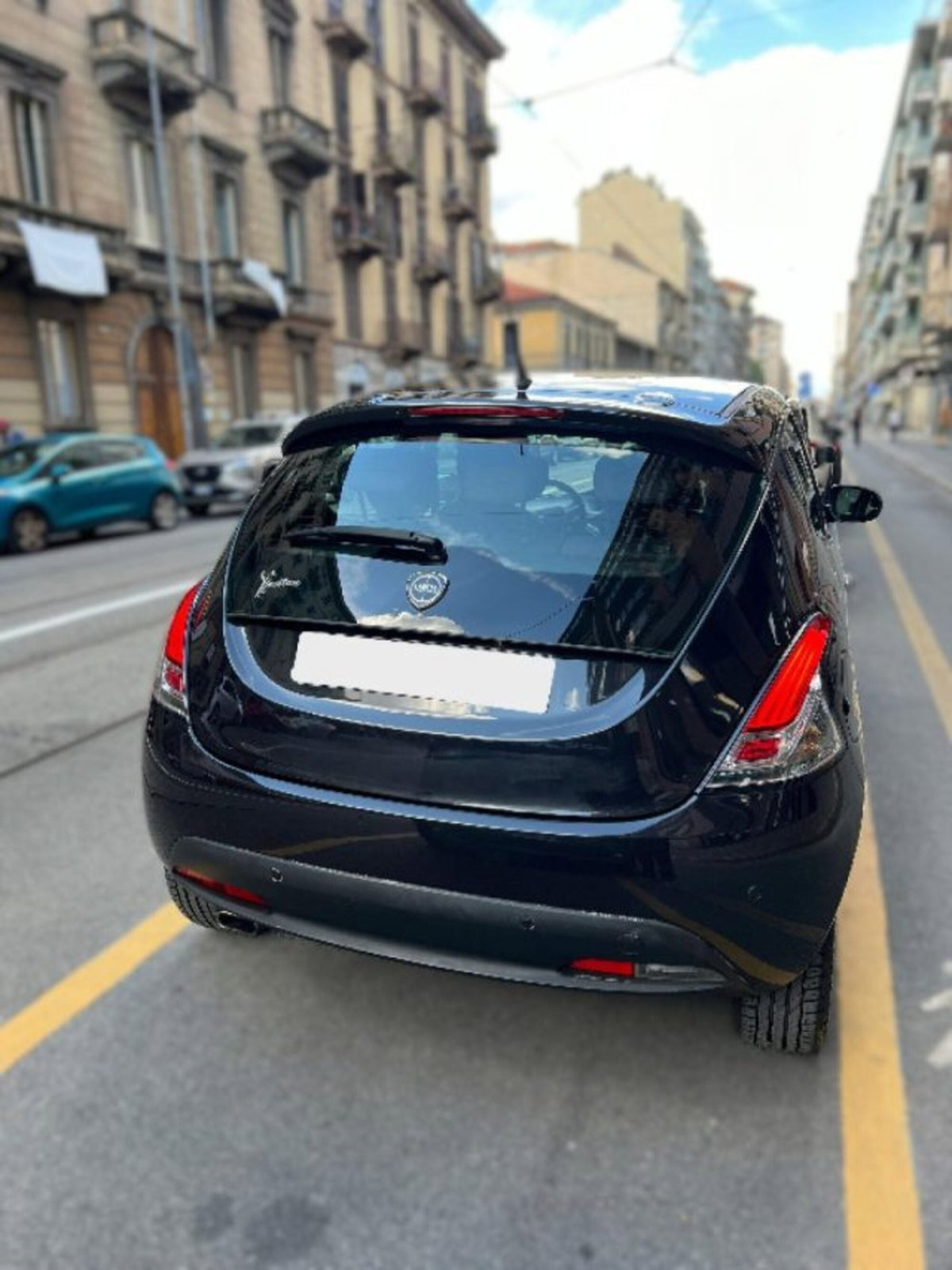 Lancia Ypsilon 1.2 69 CV 5 porte Platinum (3)