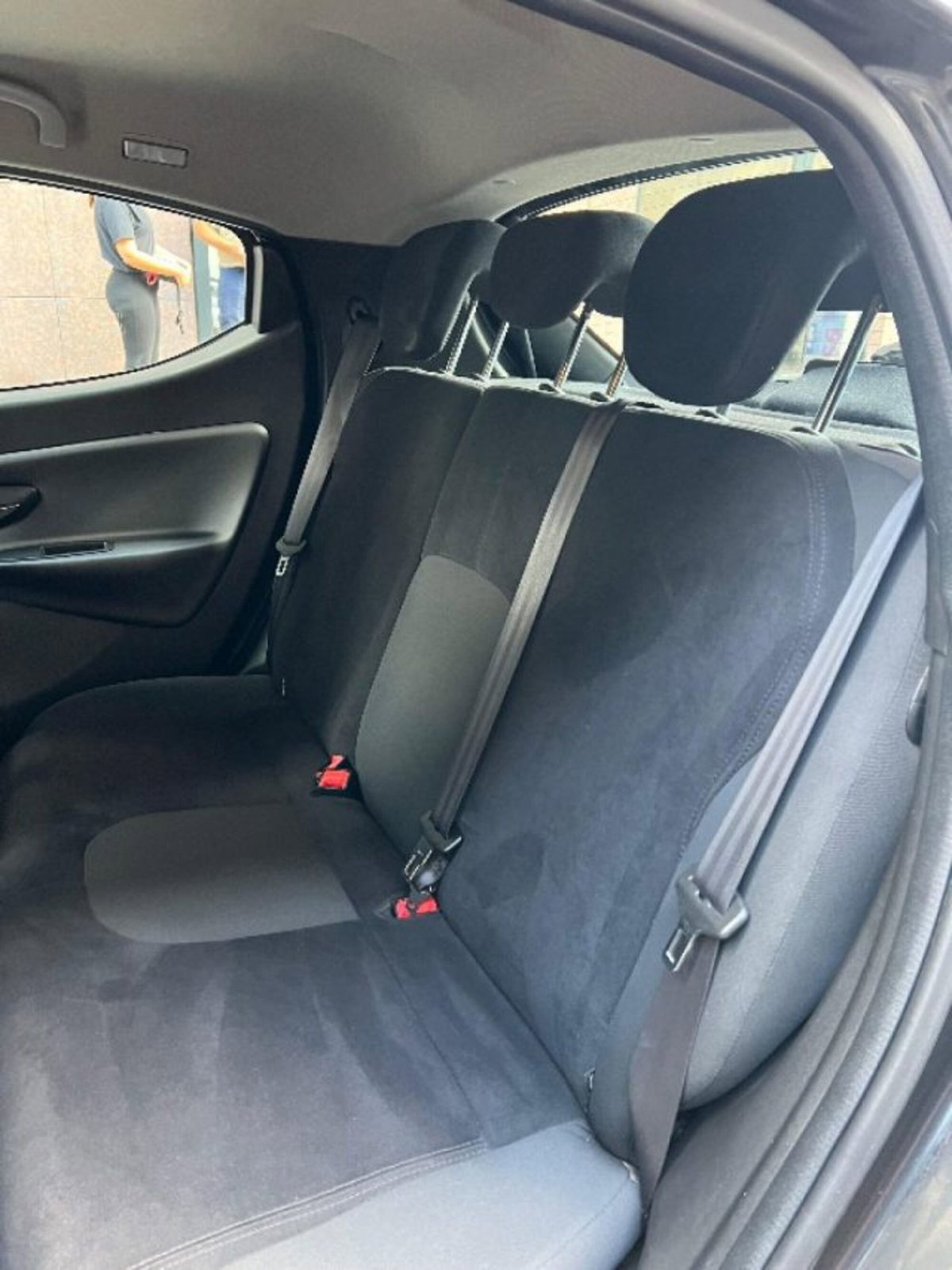 Lancia Ypsilon 1.2 69 CV 5 porte Platinum (9)