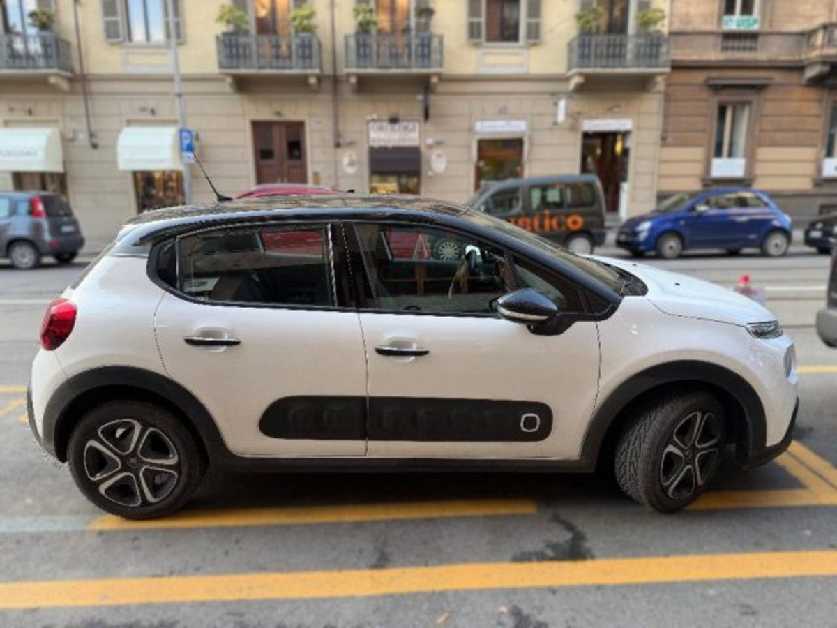 Citroen C3 PureTech 82 GPL Shine (2)