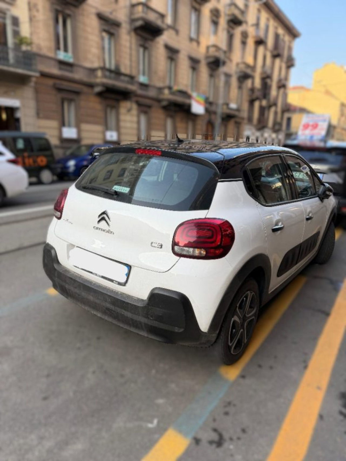 Citroen C3 PureTech 82 GPL Shine (6)