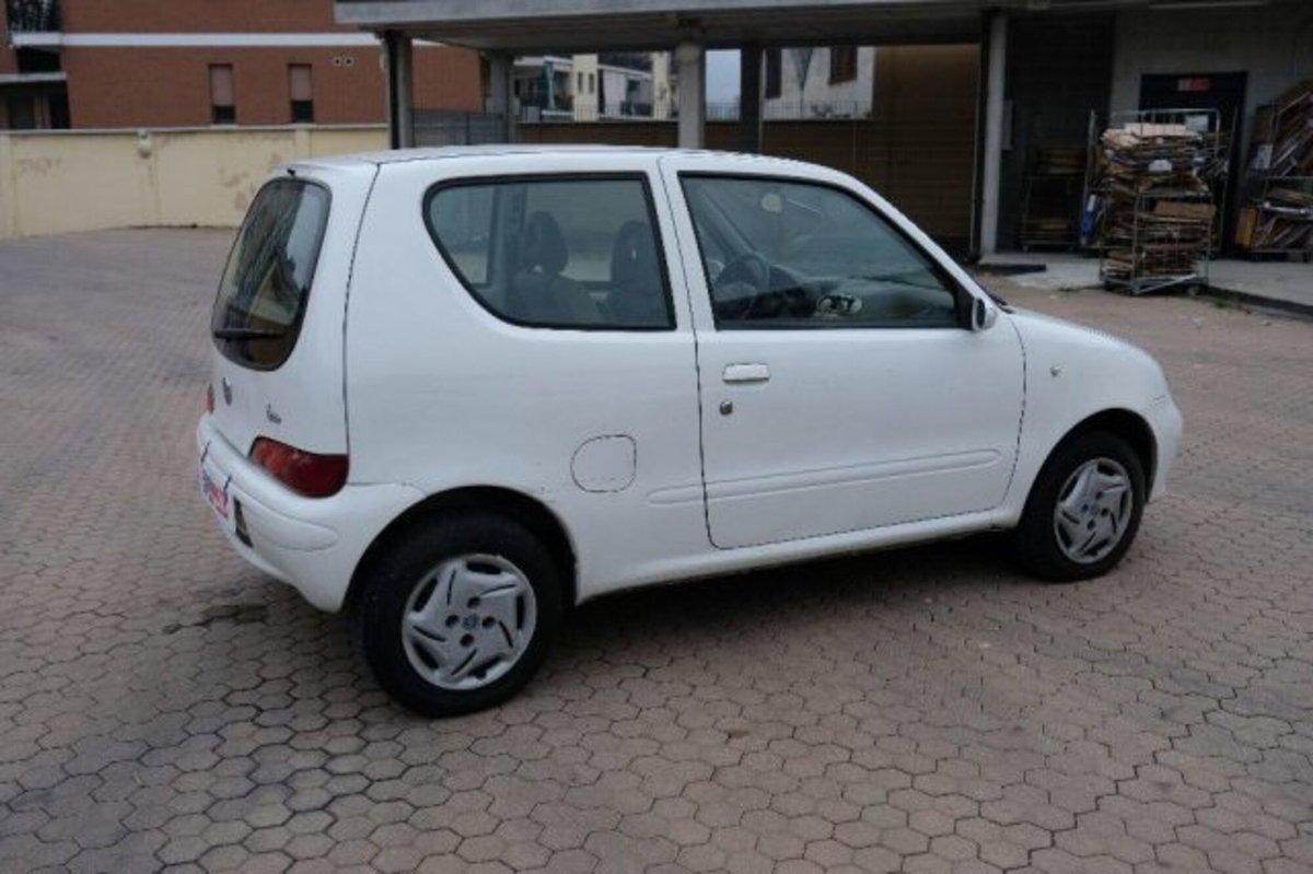 Fiat Seicento 1.1i cat (4)