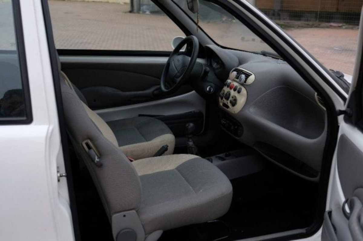 Fiat Seicento 1.1i cat (9)