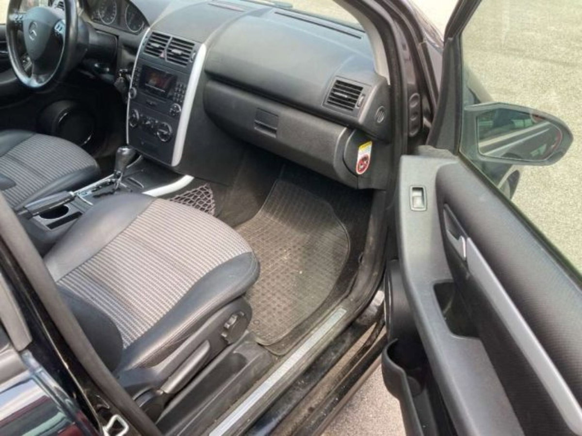 Mercedes-Benz Classe A 180 CDI Avantgarde (6)