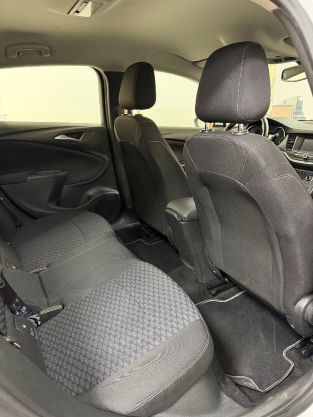 Opel Astra 1.0 Turbo ecoFLEStart&Stop 5 porte Innovation (12)