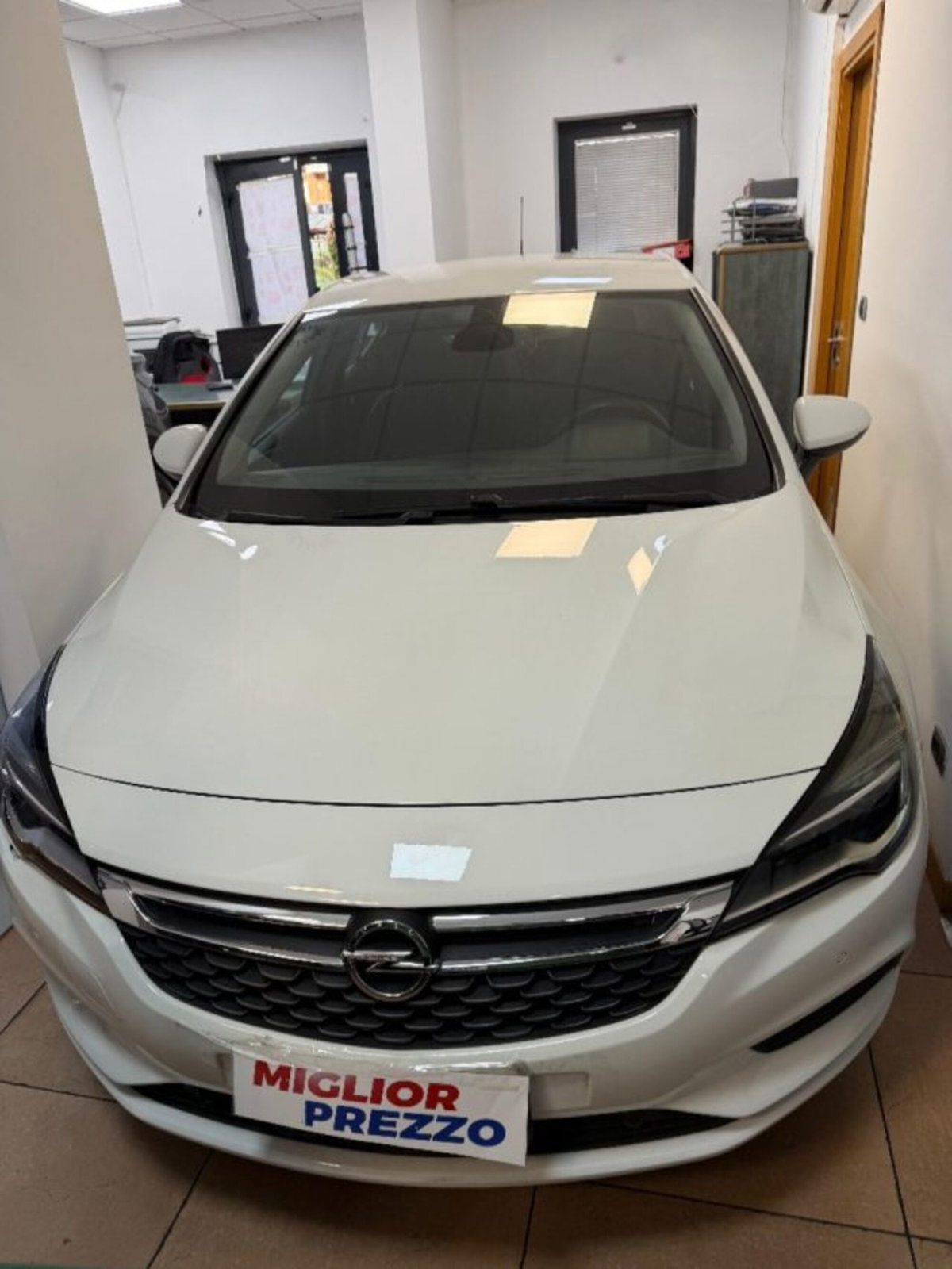 Opel Astra 1.0 Turbo ecoFLEStart&Stop 5 porte Innovation (3)