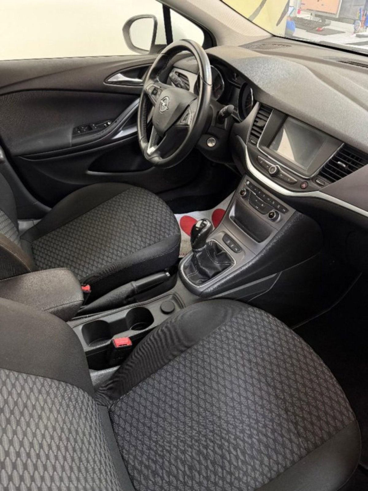 Opel Astra 1.0 Turbo ecoFLEStart&Stop 5 porte Innovation (9)