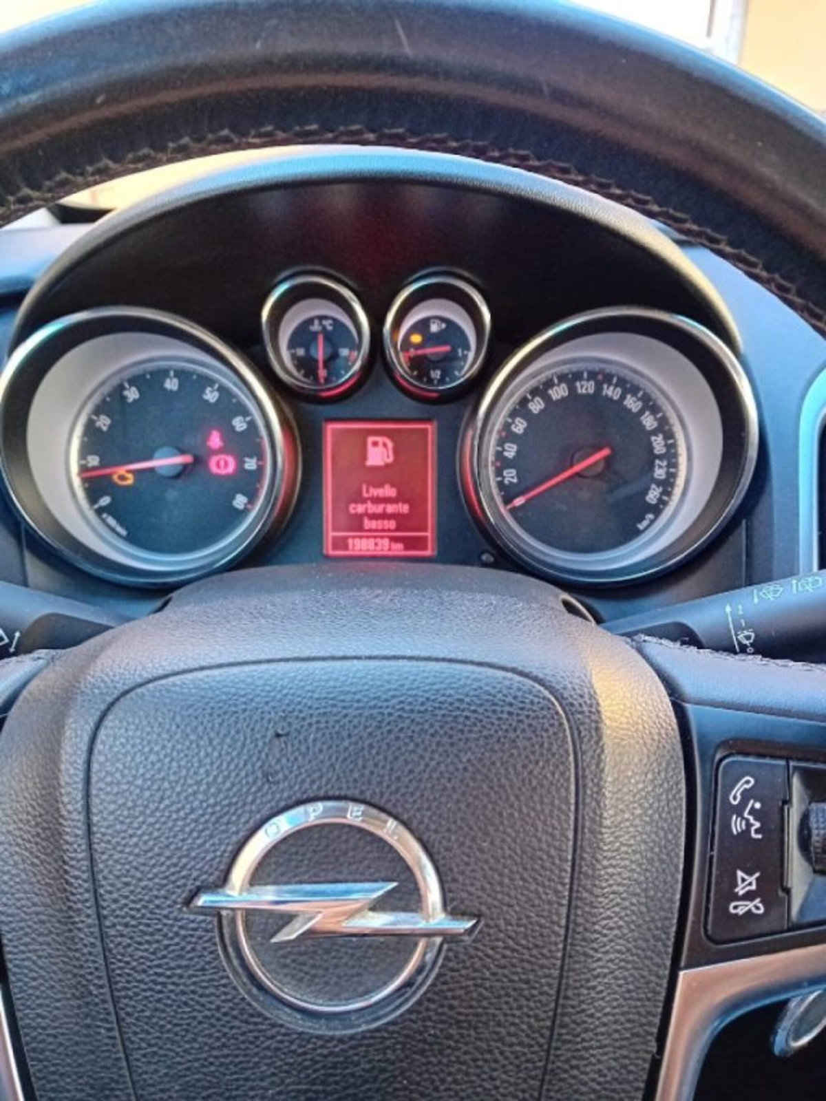 Opel Astra Station Wagon 1.4 100CV Sports Cosmo (2)