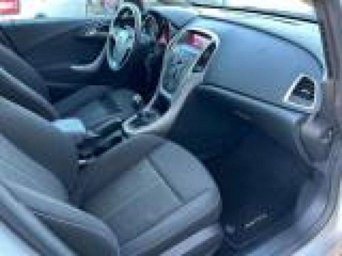 Opel Astra Station Wagon 1.4 100CV Sports Cosmo (5)