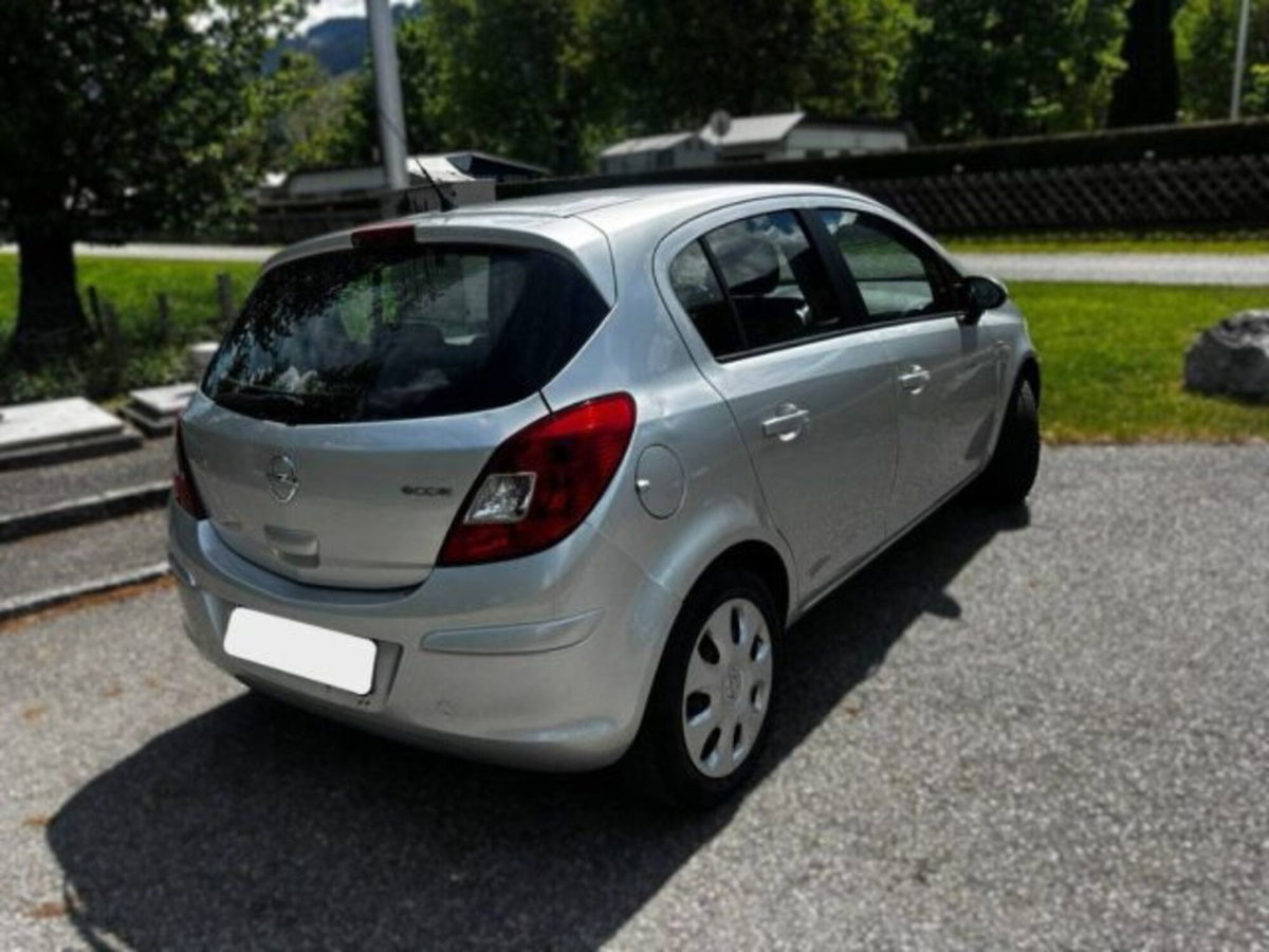 Opel Corsa 1.2 85CV 5 porte GPL-TECH Club (4)
