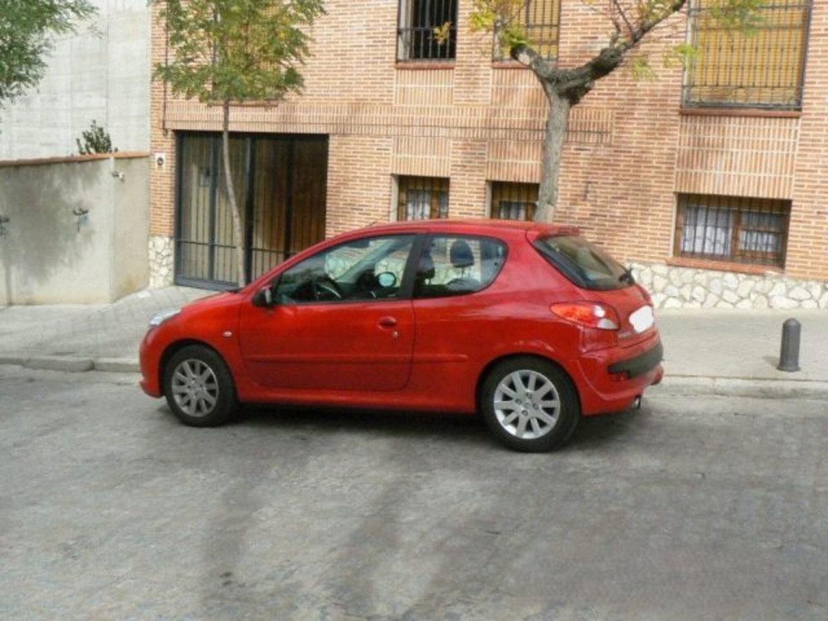 Peugeot 206 60CV 3p. Trendy ECO GPL (3)