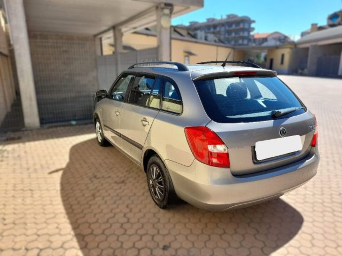 Skoda Fabia Station Wagon 1.2 6V 60CV Wagon Fabia GPLine (4)