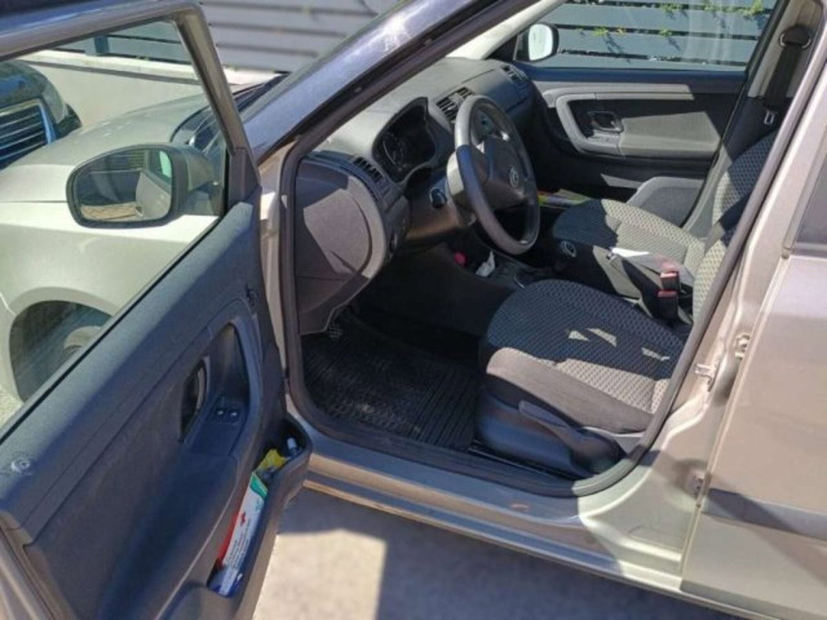 Skoda Fabia Station Wagon 1.4 Wagon Style GPLine (3)