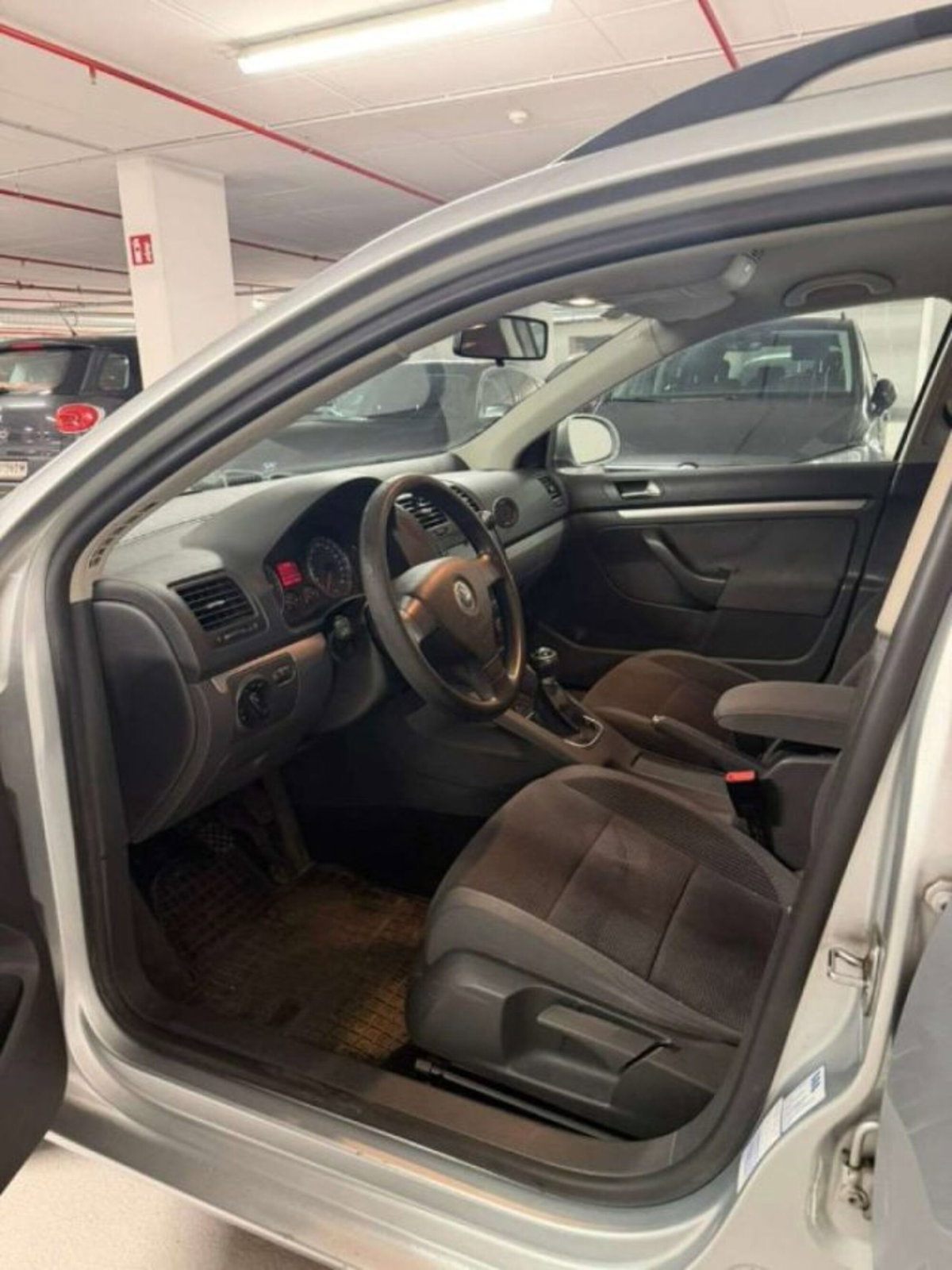 Volkswagen Golf Variant 1.6 Trendline (4)