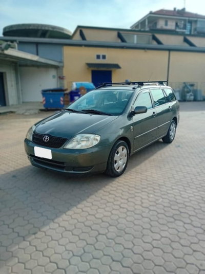 Toyota Corolla Station Wagon 2.0 tdi D-4D Station Wagon usata