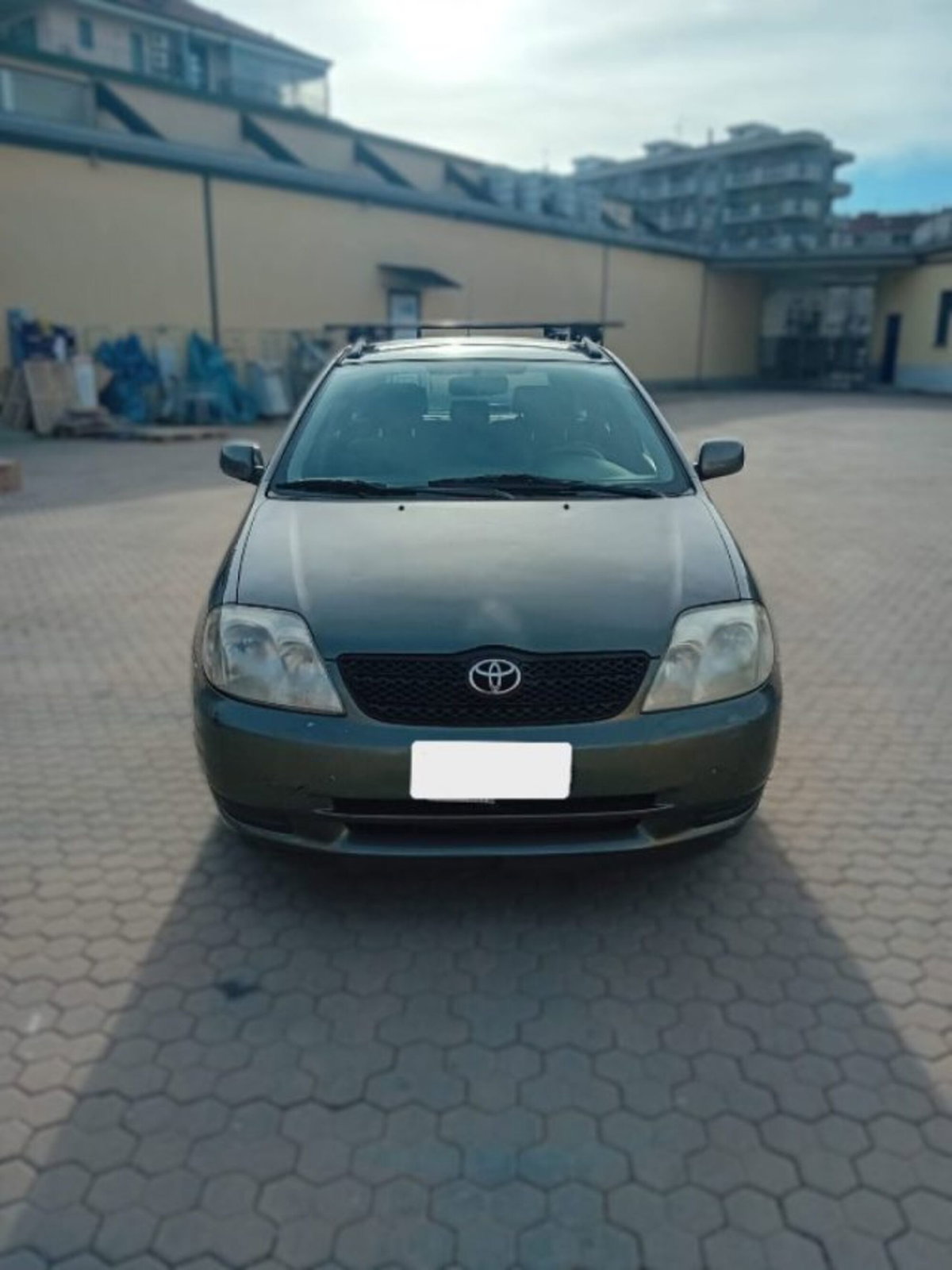 Toyota Corolla Station Wagon 2.0 tdi D-4D Station Wagon (3)