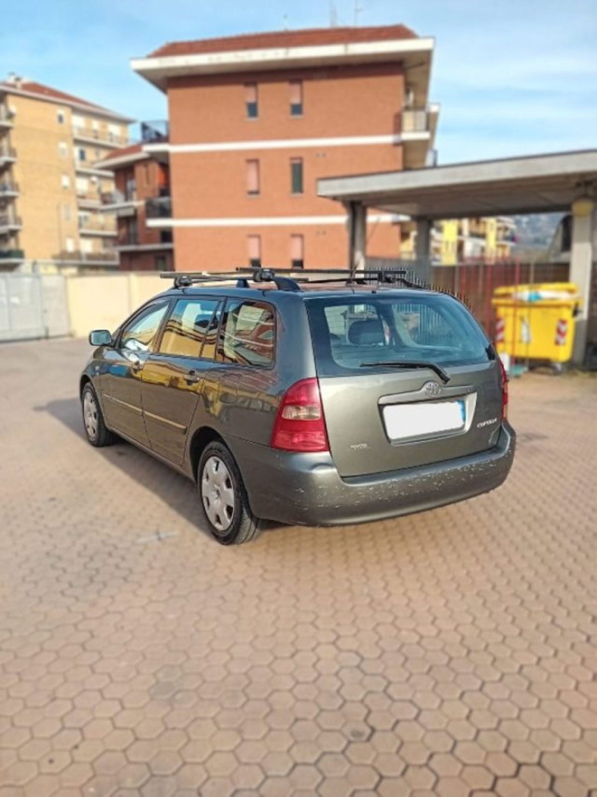 Toyota Corolla Station Wagon 2.0 tdi D-4D Station Wagon (6)