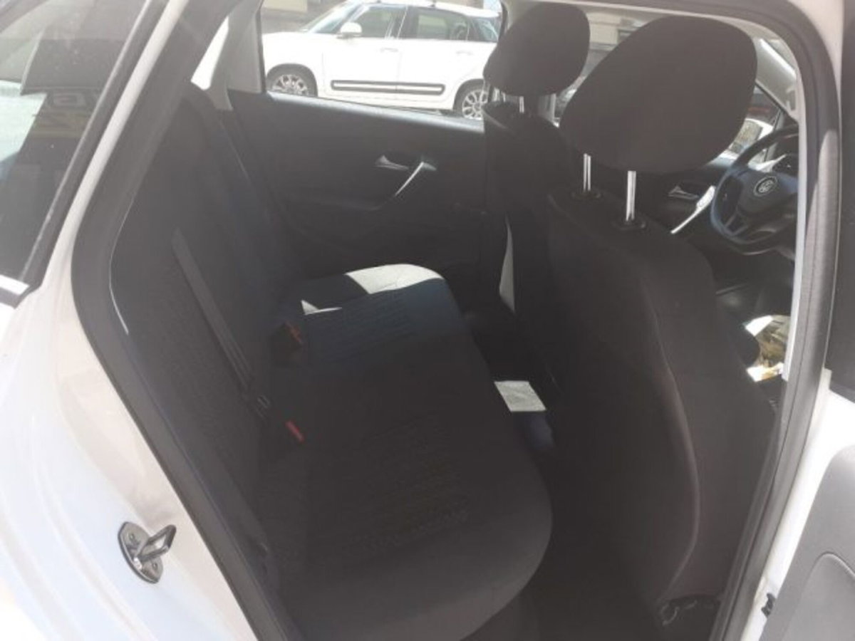 Volkswagen Polo 1.0 MPI 3p. Trendline (7)